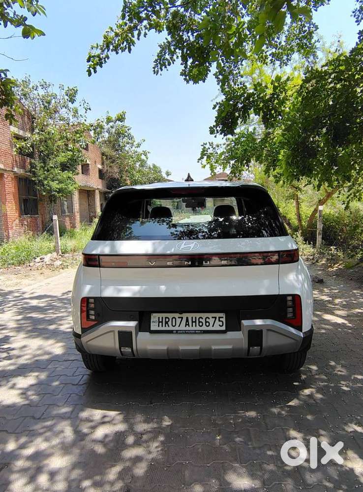 Hyundai Venue Sx 1.2 Mt Knight Edition, 2026, Petrol