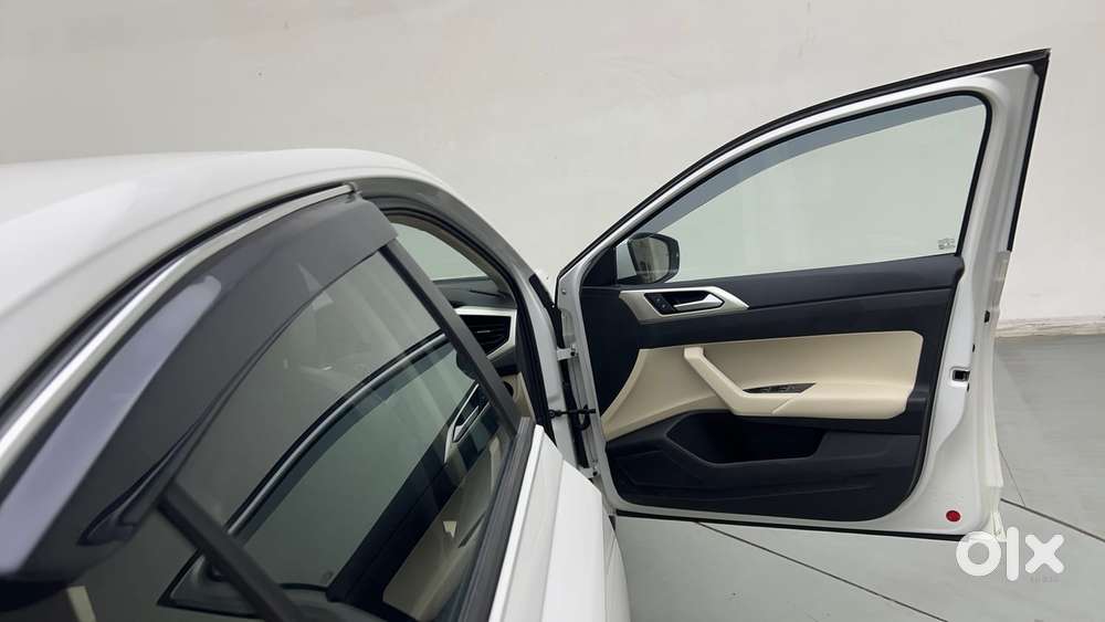Volkswagen Virtus Highline Plus 1.0 Tsi At, 2024, Petrol