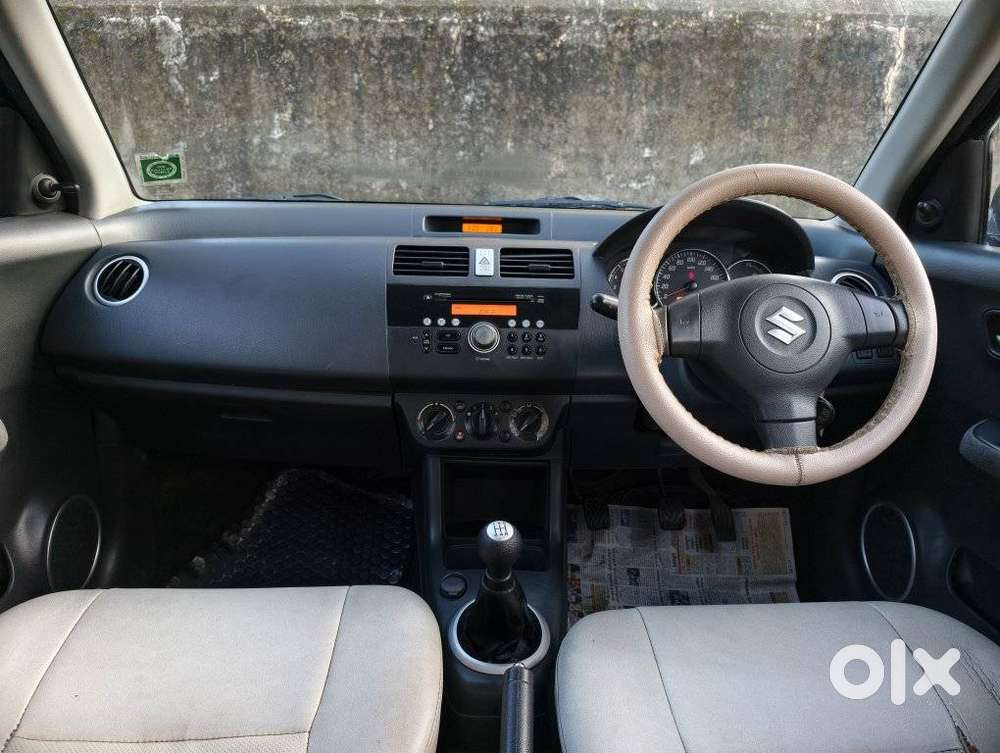 Maruti Suzuki Swift Dzire Vxi, 2010, Petrol