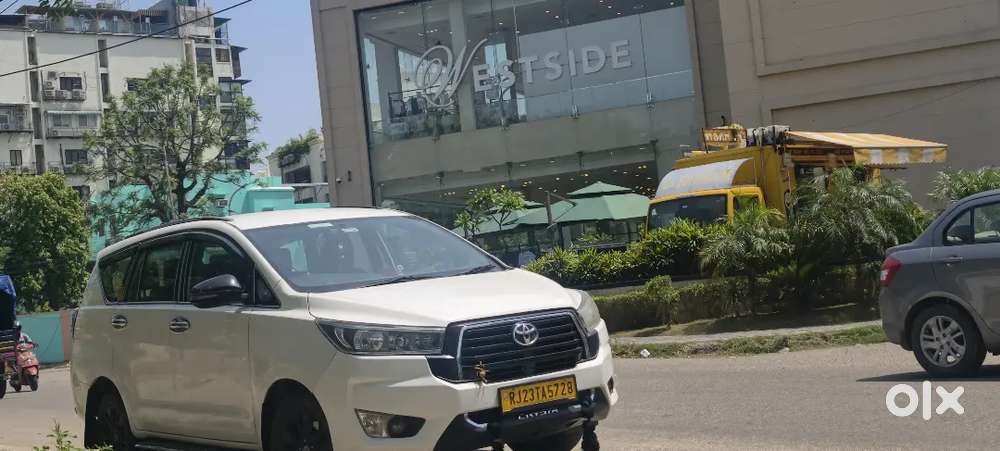Toyota Innova Crysta 2018 Diesel Manual
