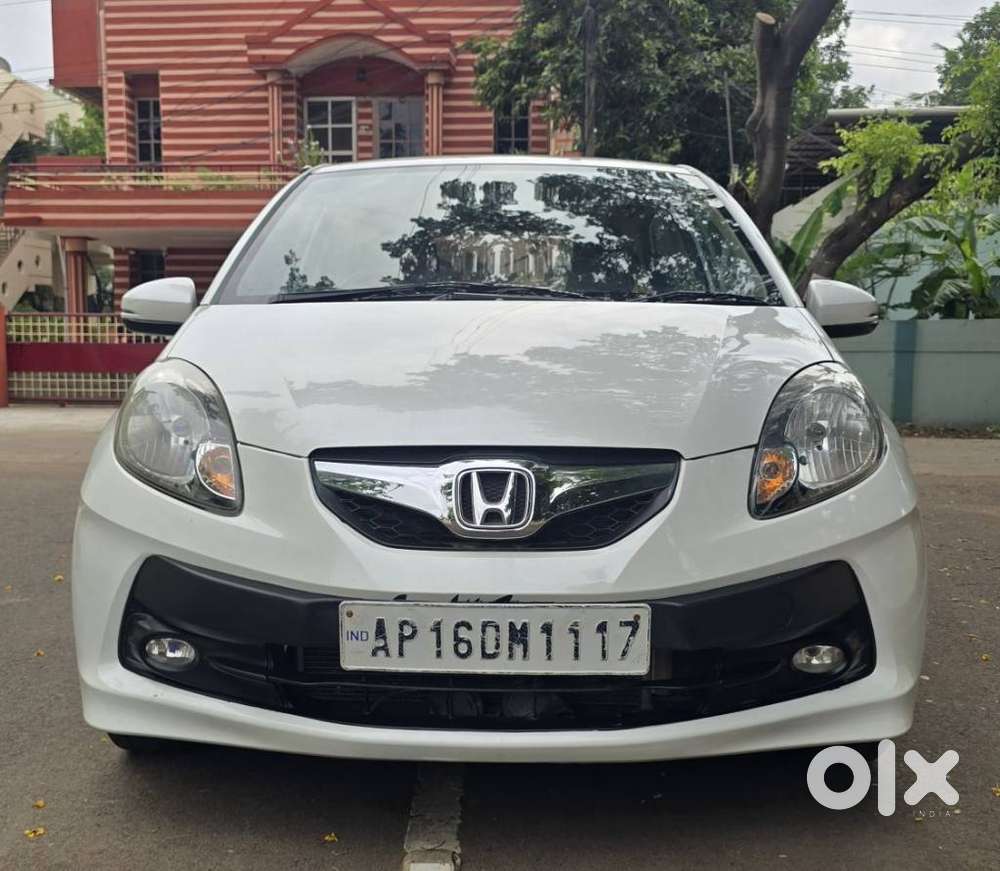 Honda Brio Vx (o) At, 2017, Petrol