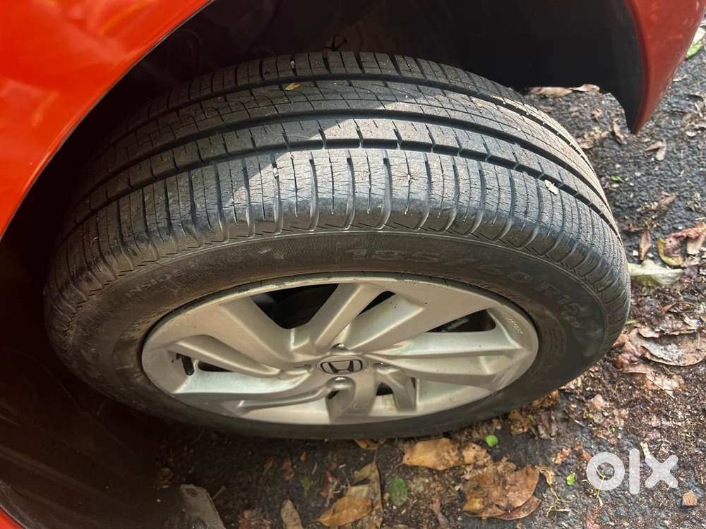 Honda Jazz V Cvt, 2015, Petrol
