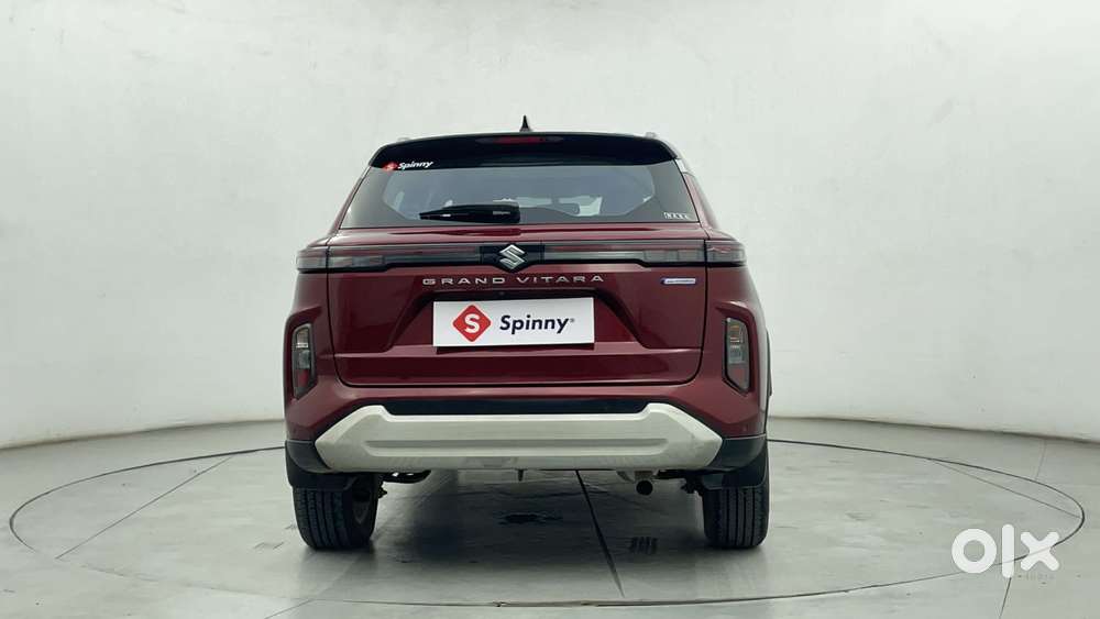 Maruti Suzuki Grand Vitara 1.5 Alpha Smart Hybrid Dual Tone, 2024, P..