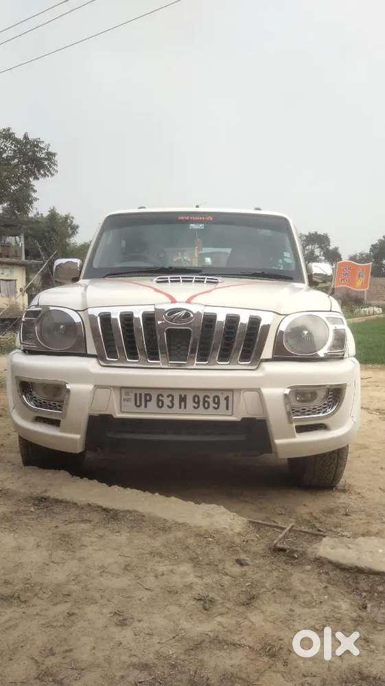 Mahindra Scorpio Classic 2011 Diesel 99000 Km Driven