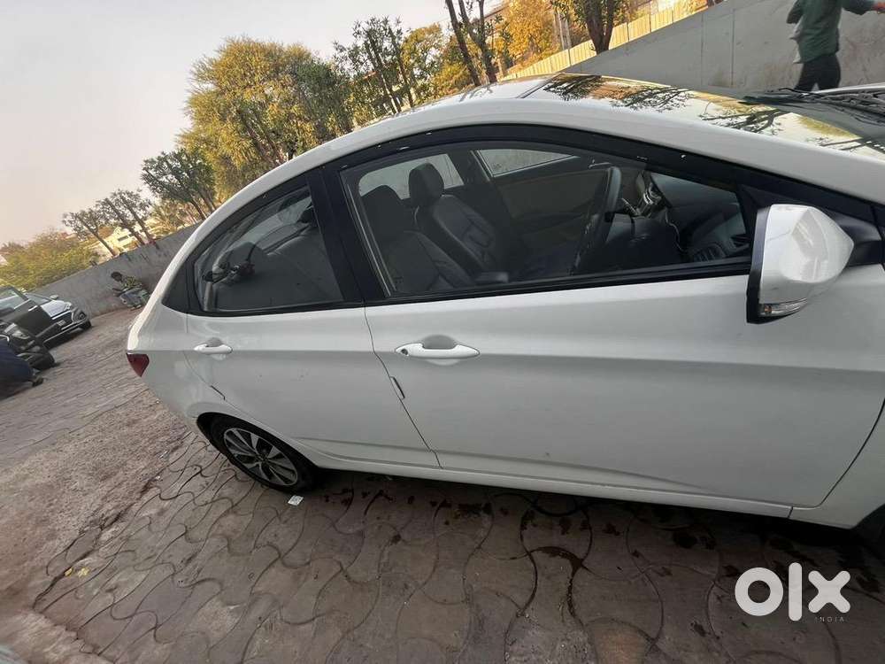 Hyundai Verna 2013 November Top 1.6sx Model