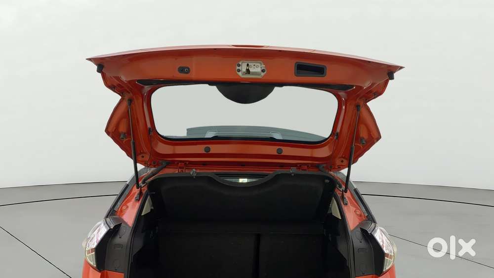 Tata Nexon 1.2 Revotron Xz Plus Dual Tone, 2022, Diesel