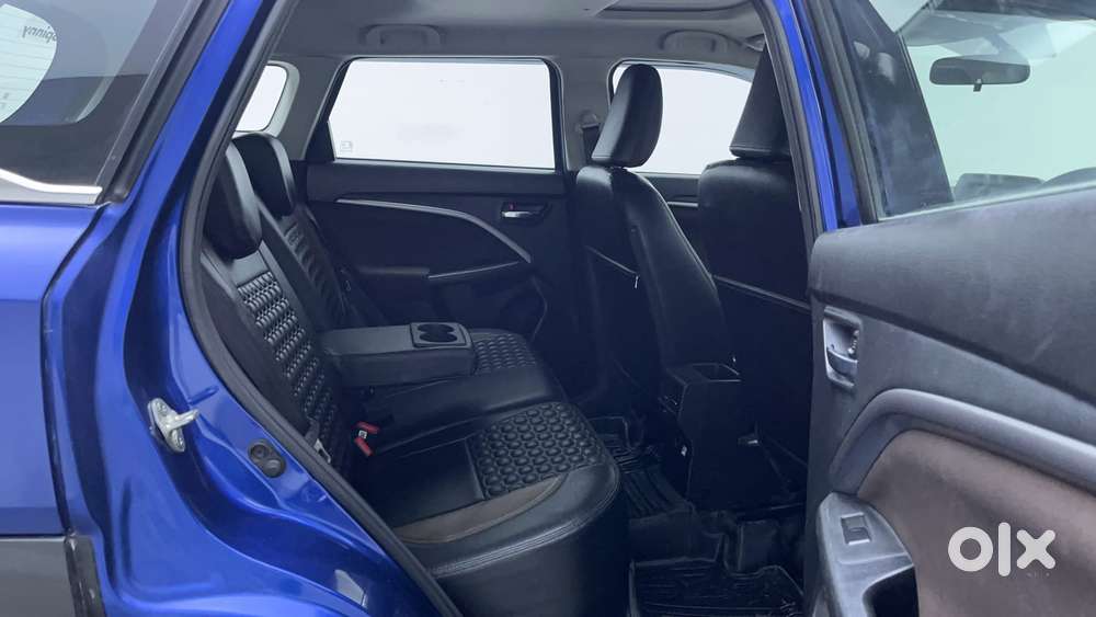 Maruti Suzuki Vitara Brezza 1.5 Zxi At, 2022, Petrol