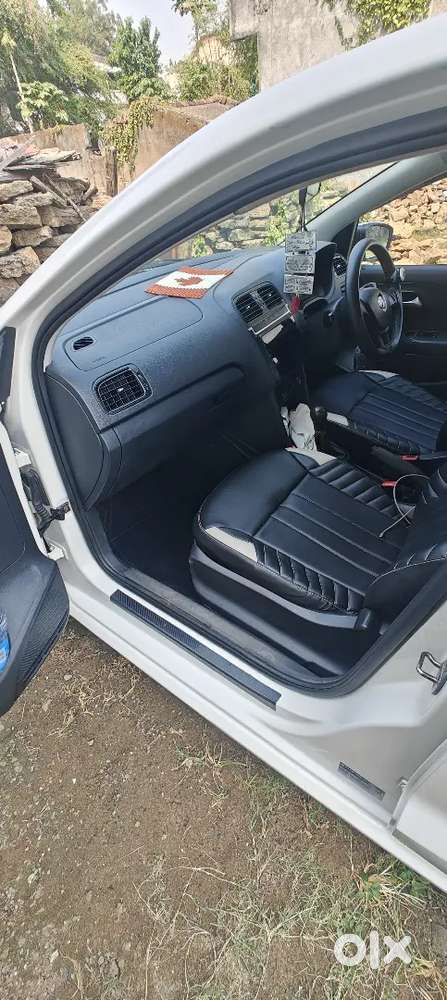 Volkswagen Polo Petrol /cng