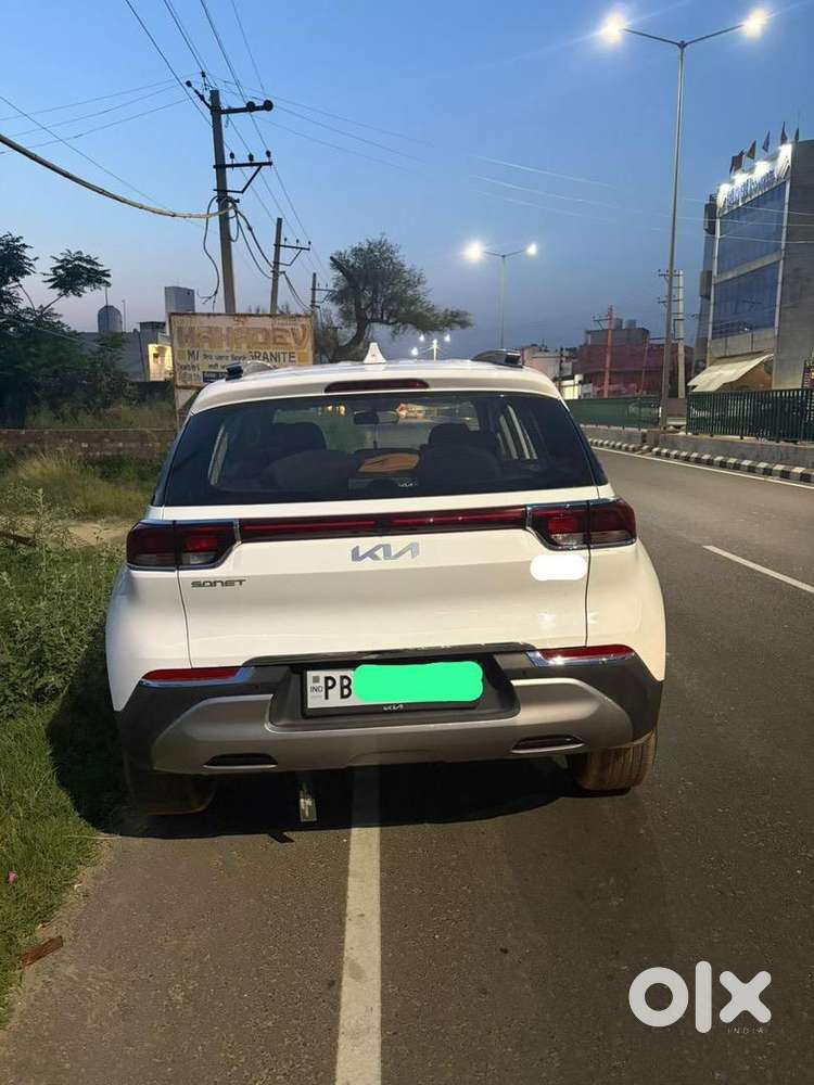 Kia Petrol Manual 2023