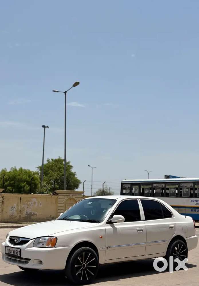 Hyundai Accent Hatchback 2012 Cng & Hybrids Well Maintained