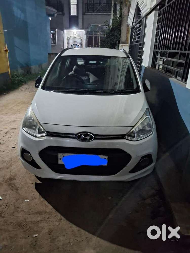 Hyundai Grand I10 2016 Petrol Well Maintained