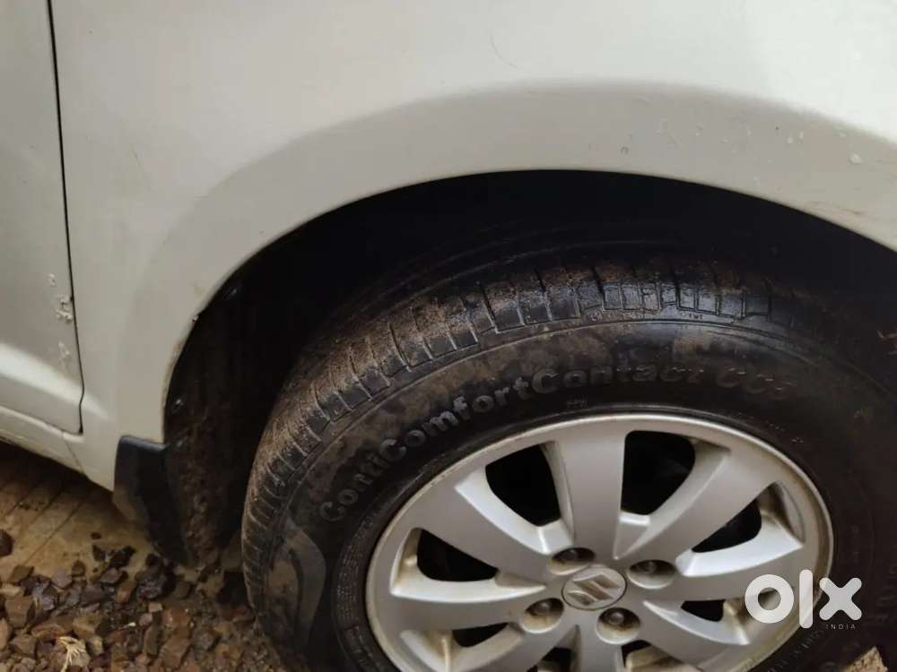 Maruti Suzuki Swift Zxi 2010