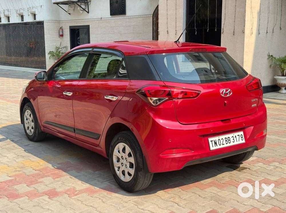 Hyundai I20 Sportz 1.4 Crdi 6 Speed Bs-iv, 2015, Diesel