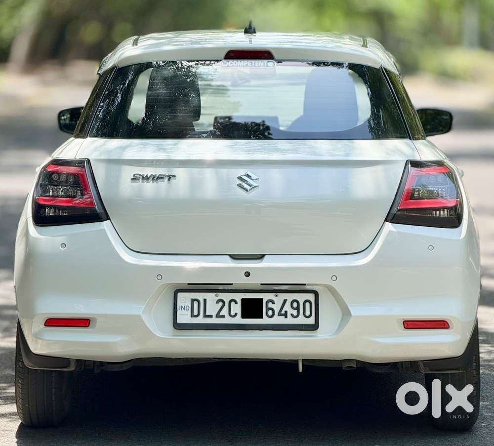 Maruti Suzuki Swift Lxi Optional-o, 2025, Petrol