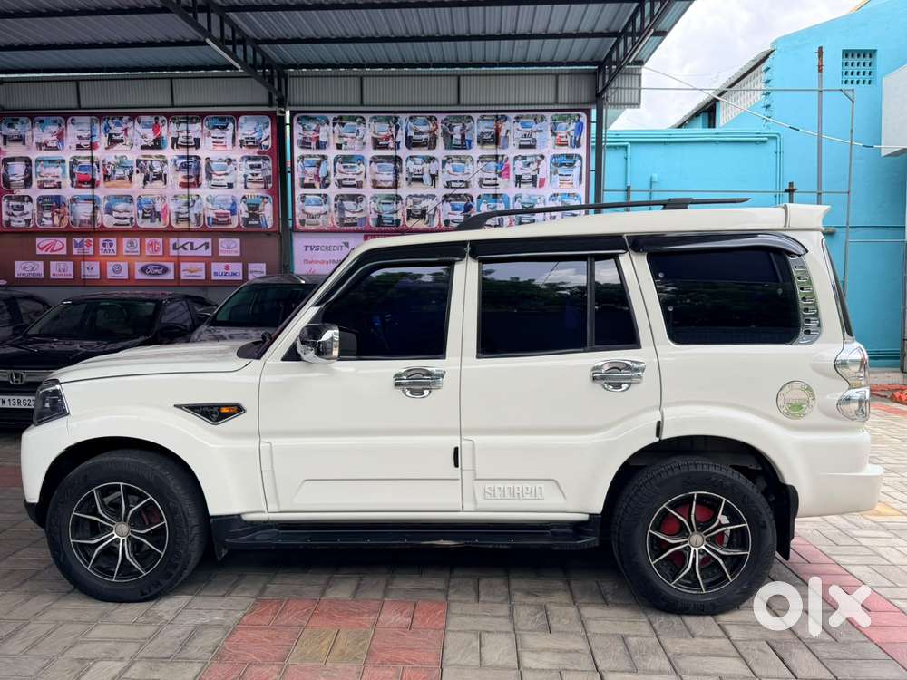 Mahindra Scorpio S6 Plus, 2015, Diesel