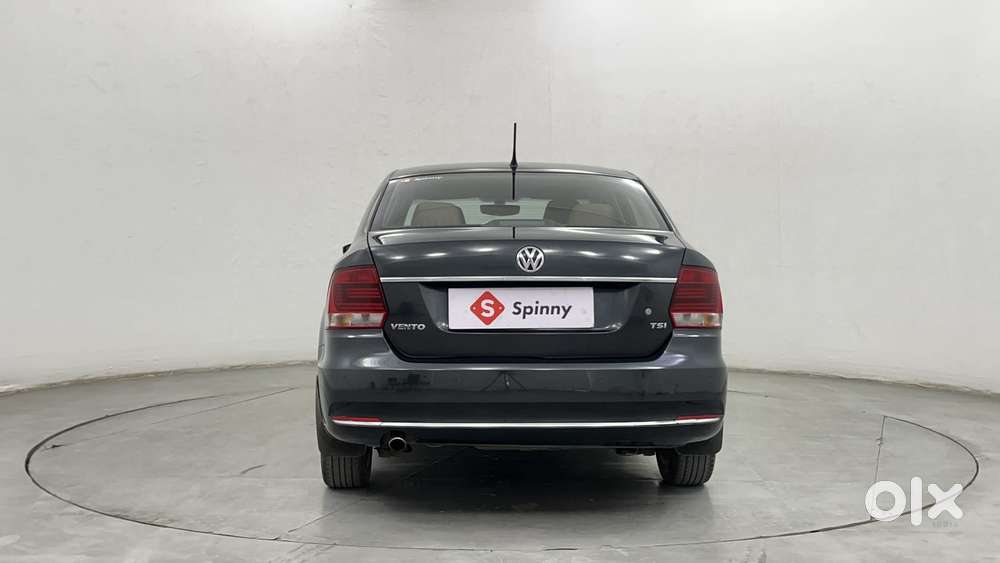 Volkswagen Vento 2013-2015 1.2 Tsi Highline At, 2016, Petrol