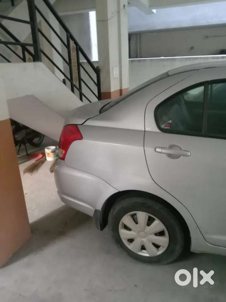 Maruti Suzuki Dzire 2011