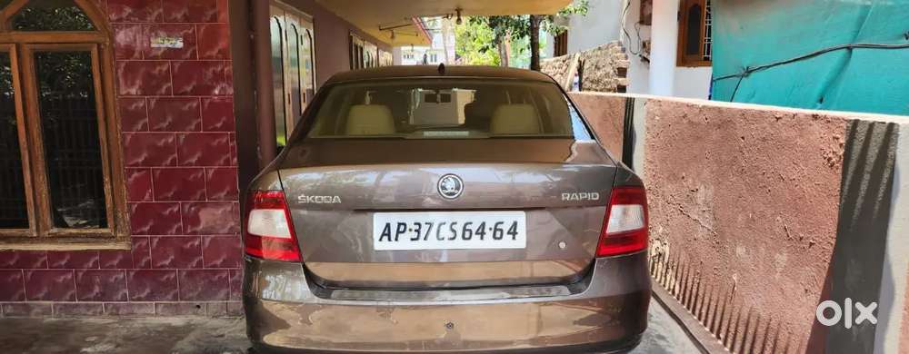 Skoda Rapid 2016 Diesel Well Maintained Showroom Track Complete