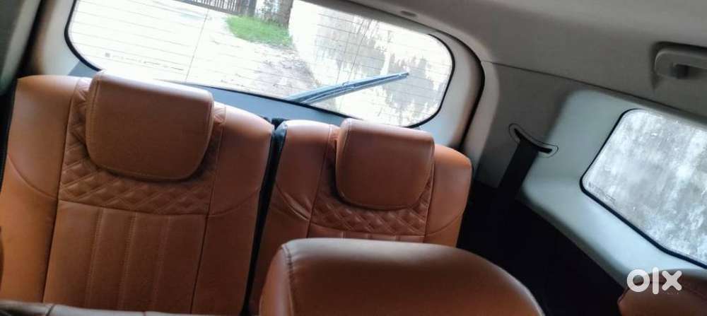 Mahindra Xuv500 W7 At | 2018 | 49,500 Km | 2nd Owner | Non-accidental