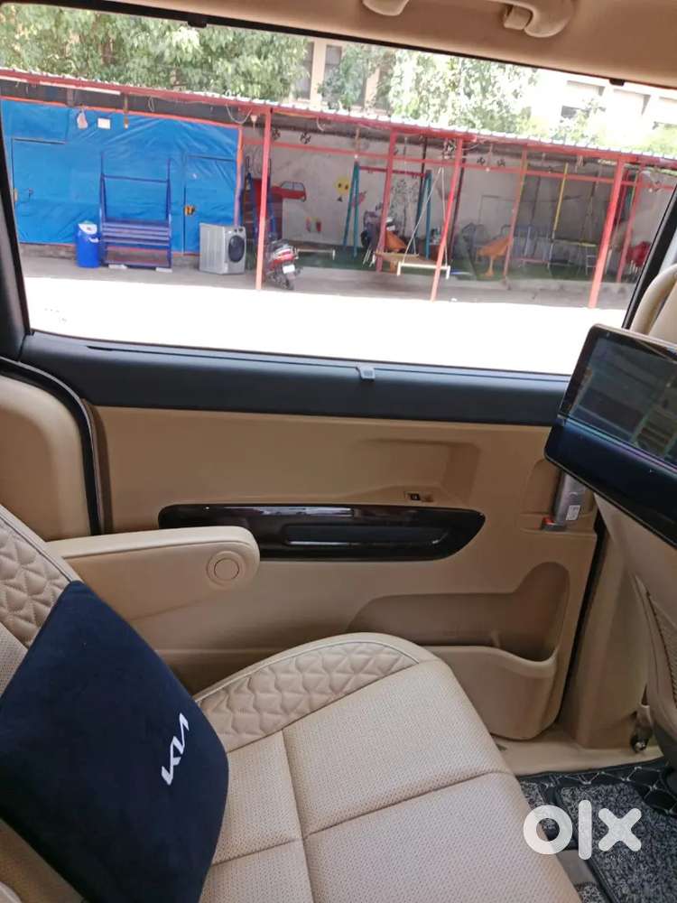 Kia Carnival Limousine 2023
