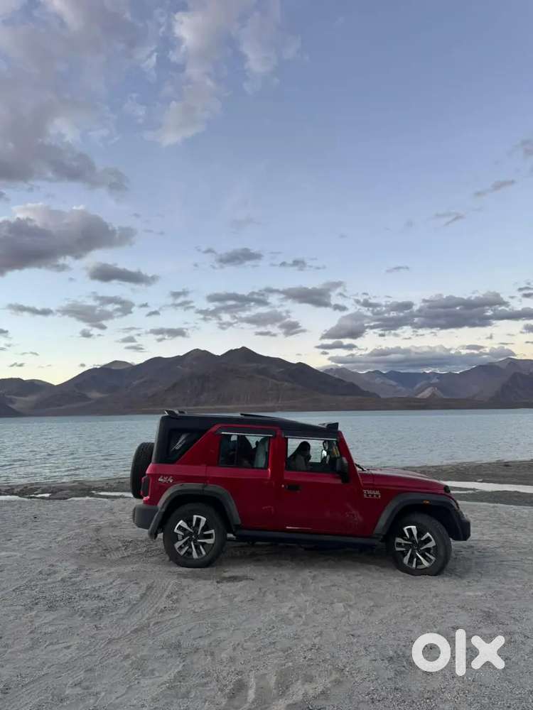 Mahindra Thar Roxx 2025