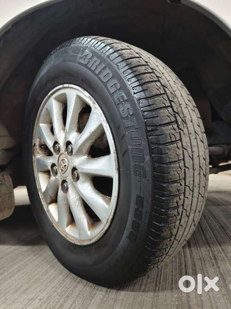 Toyota Innova 2.5 G (diesel) 8 Seater Bs Iv, 2012, Diesel