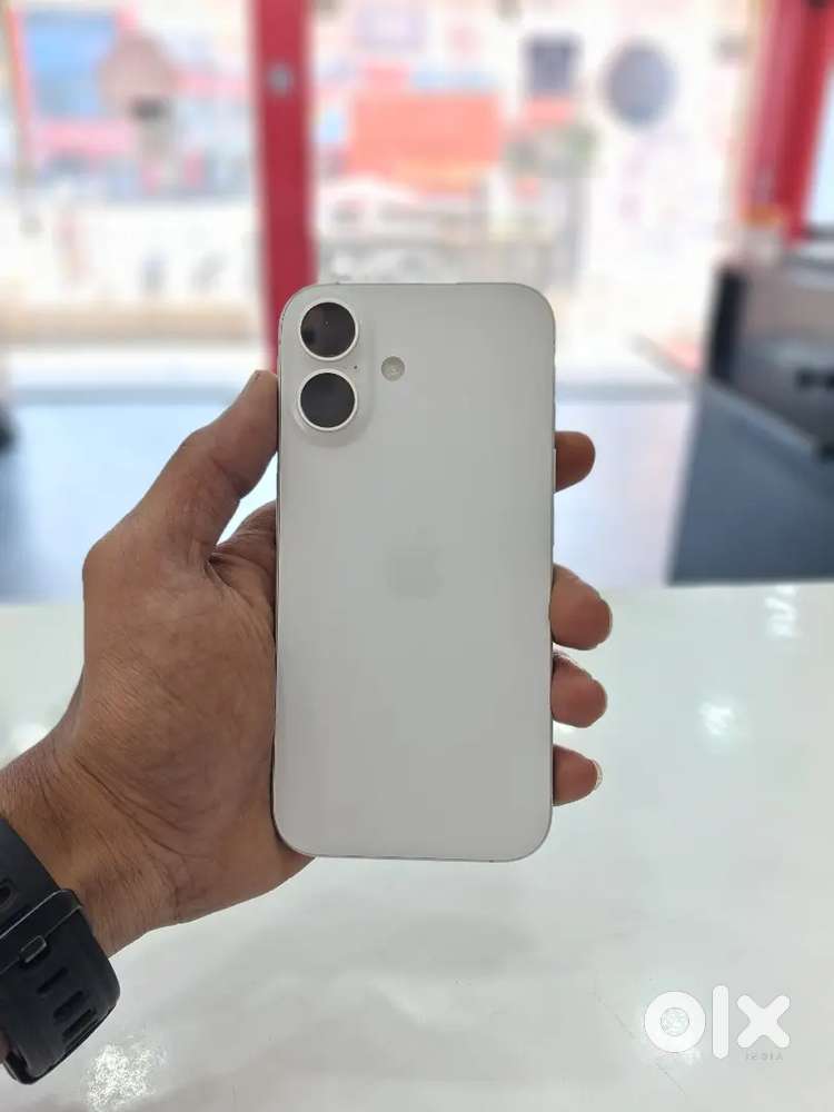 Iphone 16 128gb fresh model only 6 month use