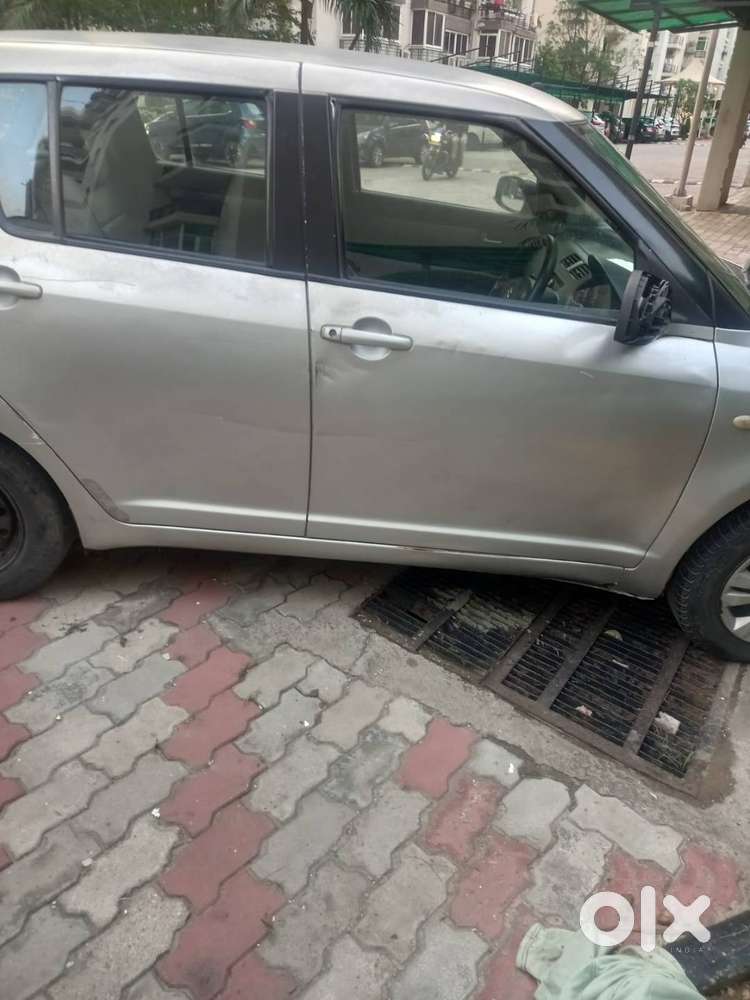 Swift Vxi Petrol 2005