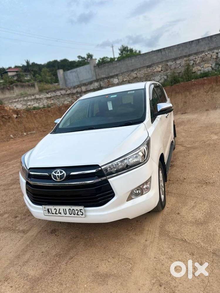 Toyota Innova Crysta 2.4 G Mt 7 Str, 2020, Diesel