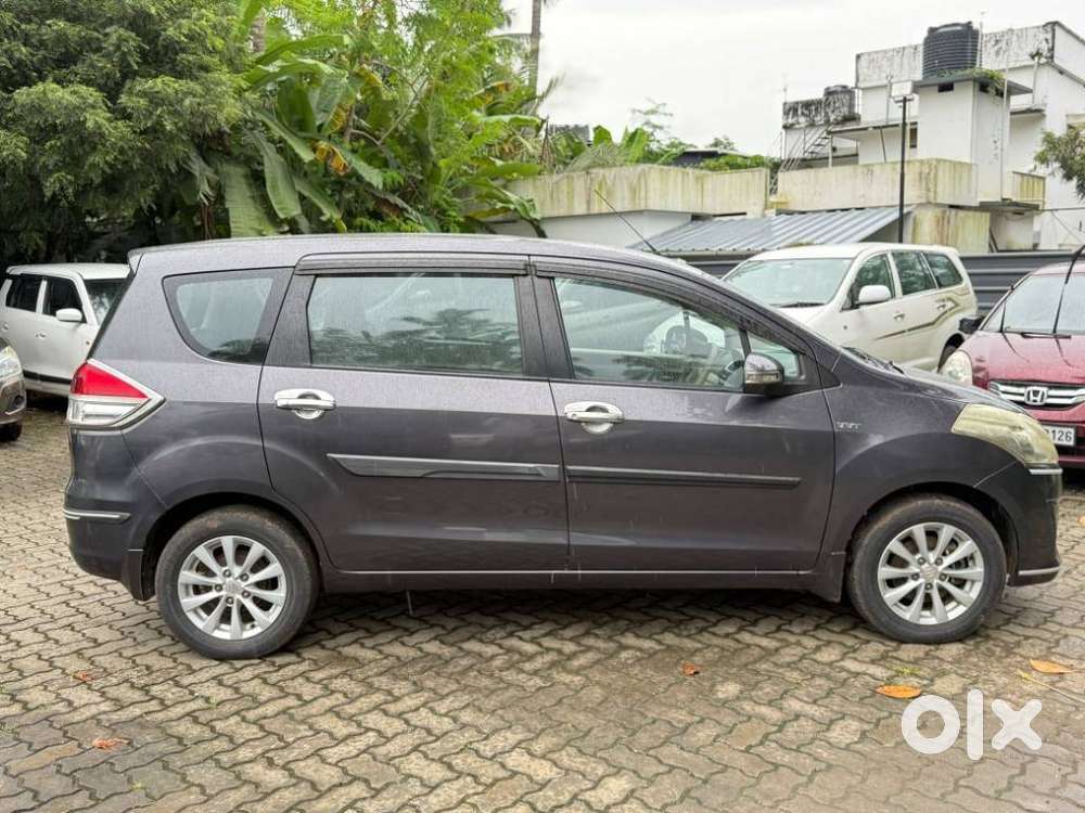 Maruti Suzuki Ertiga Zxi, 2013, Petrol