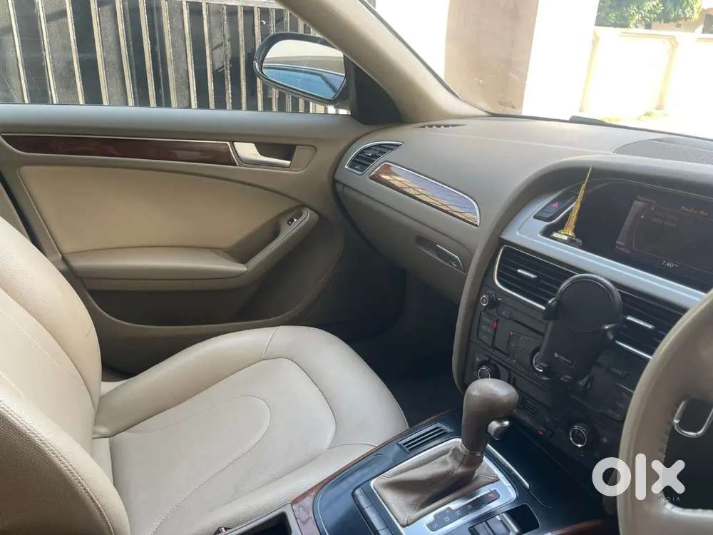 Audi A4 Diesel Automatic 95000 Km Driven 2012
