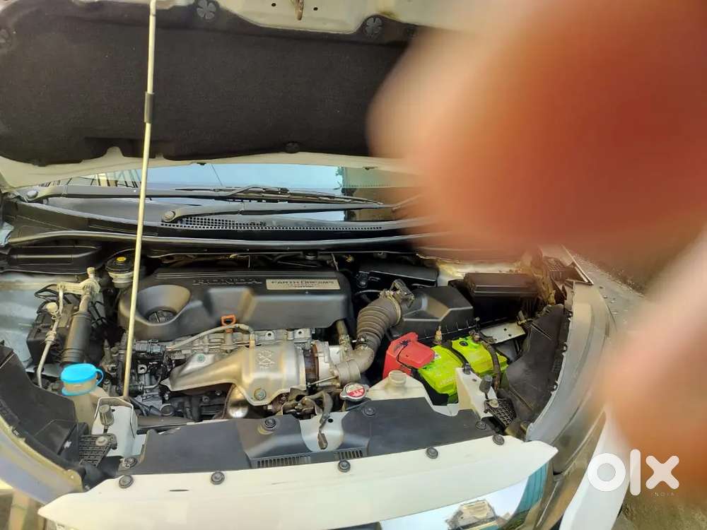 Very Good Car With Sunroof