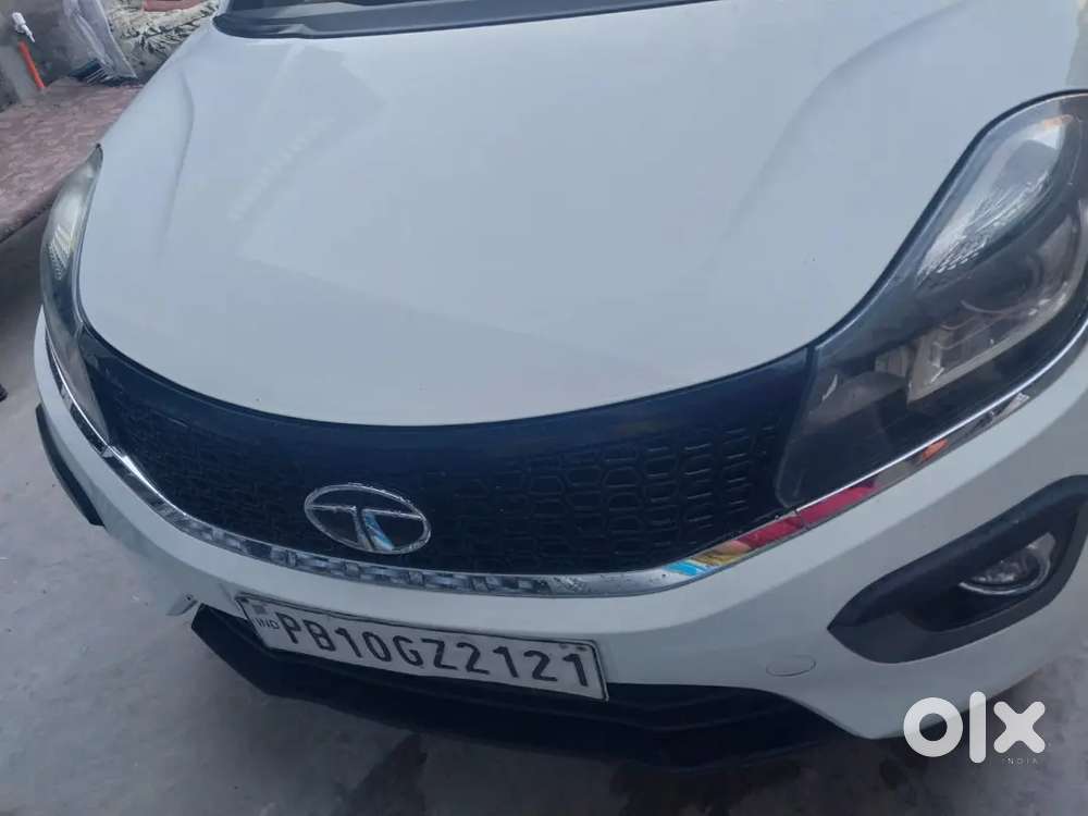Tata Nexon Zxa Plus Amt Push Button Start