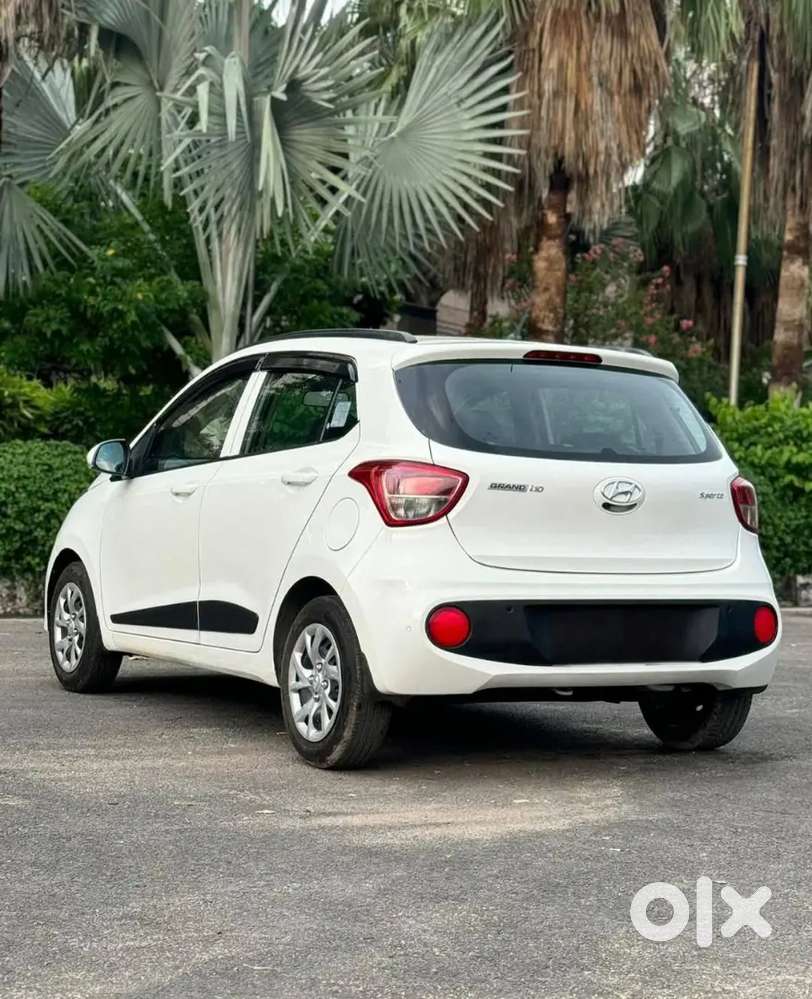 Hyundai Grand I10 2017 31000 Km Driven