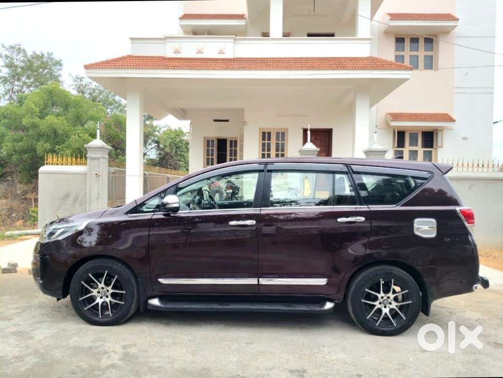 Toyota Innova Crysta 2.4 V 7 Str, 2017, Diesel