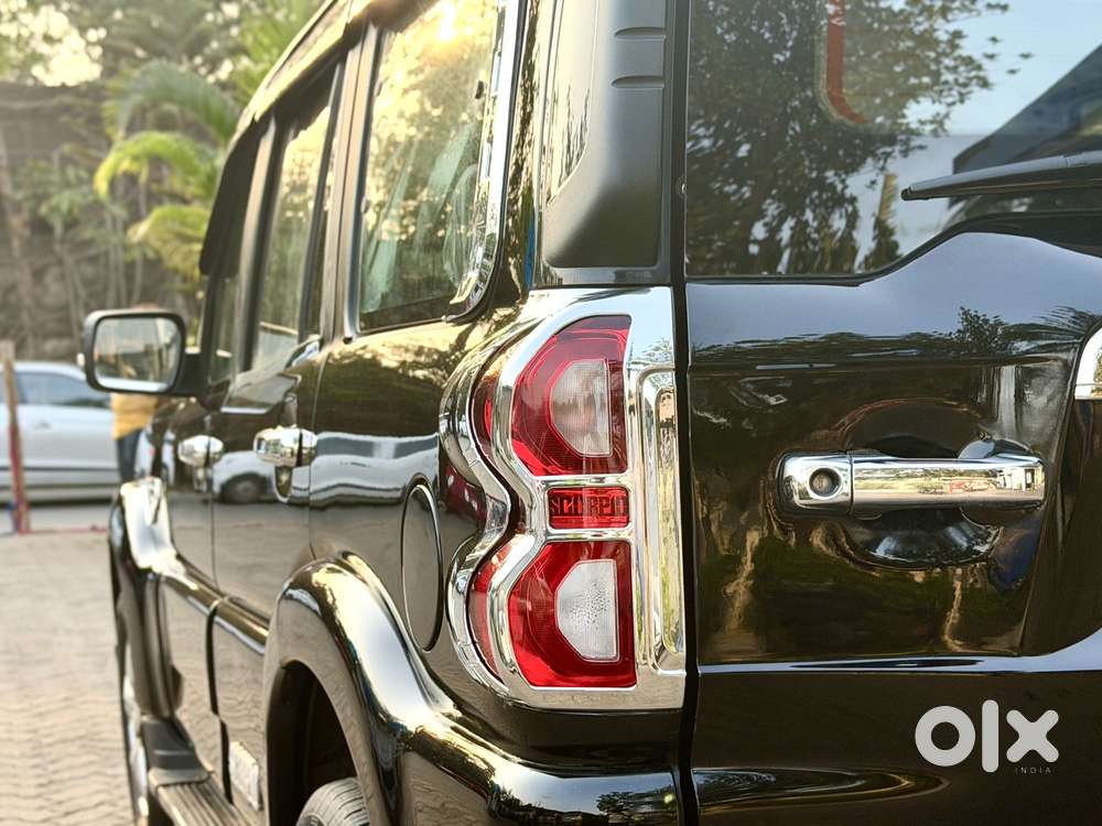 Mahindra Scorpio Classic 2.2 S Mt 9 Str, 2020, Petrol
