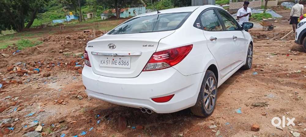 Hyundai Verna 1.6 S 2013