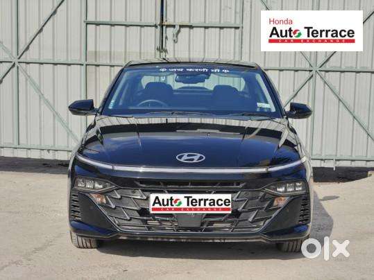 Hyundai Verna 1.5 Sx (o) Turbo Petrol Dct Dual Tone, 2025, Petrol