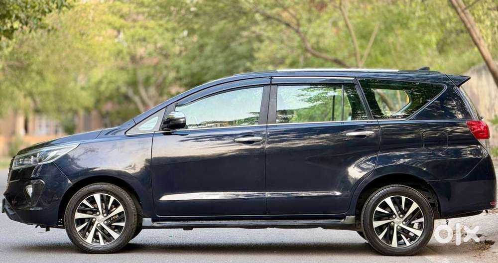 Toyota Innova Crysta [2020-ongoing] 2.4 Zx At 7 Str, 2022, Diesel