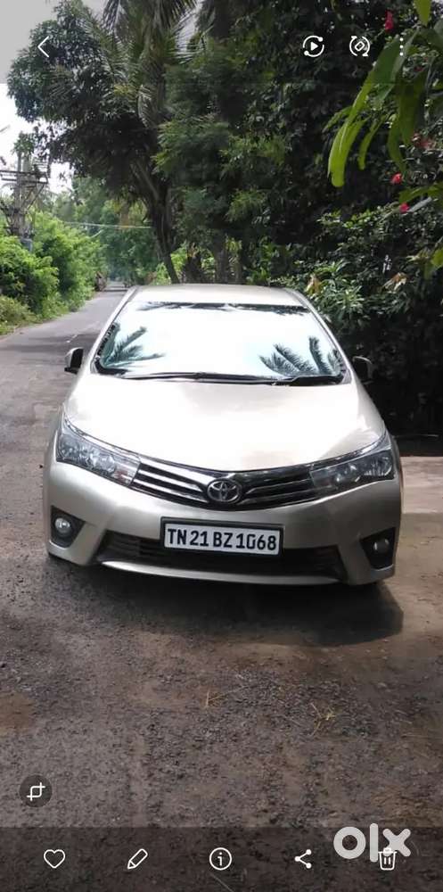Toyota Corolla Altis 2015 Petrol Well Maintained