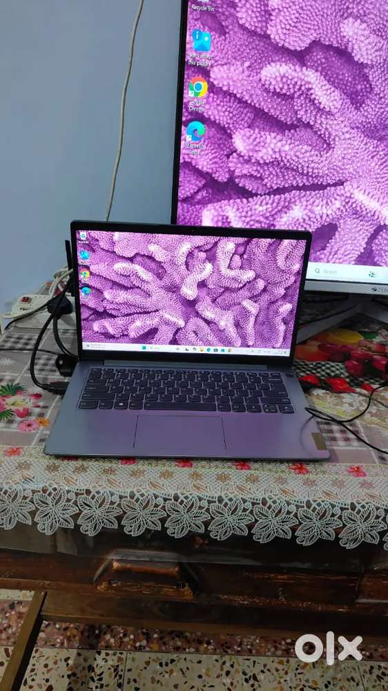 Lenevo laptop good working condition window 11 os Intel core i3 prosse