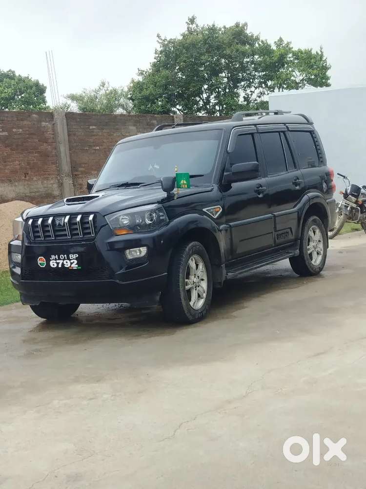 Mahindra Scorpio Classic 2015 Diesel 135000 Km Driven