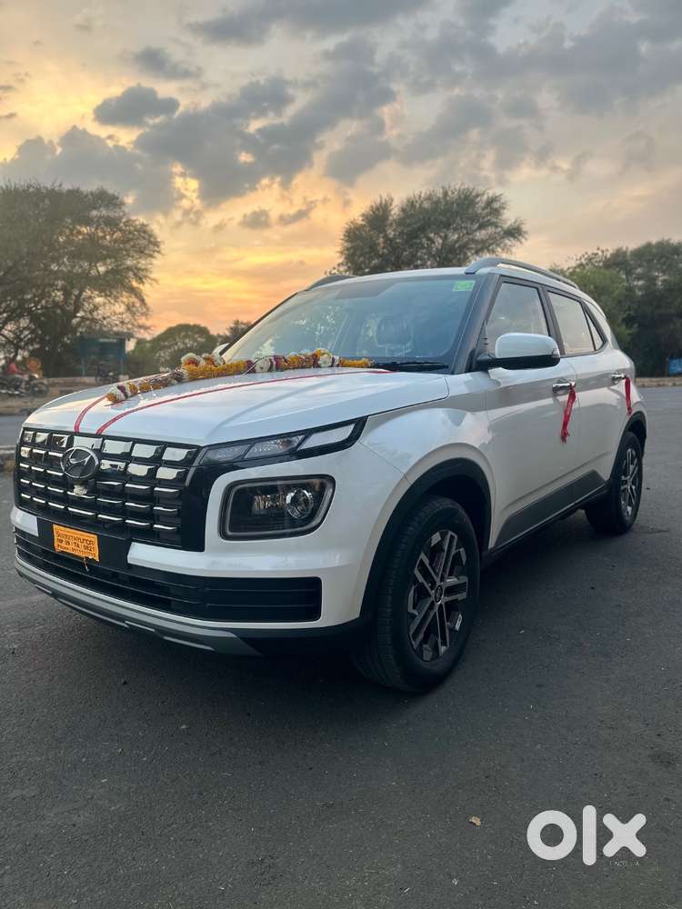 Hyundai Venue Diesel 2023(top Model)