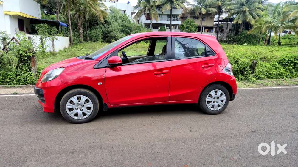 Mh 09 Honda Brio S 2016 Cng+petrol 62000kms