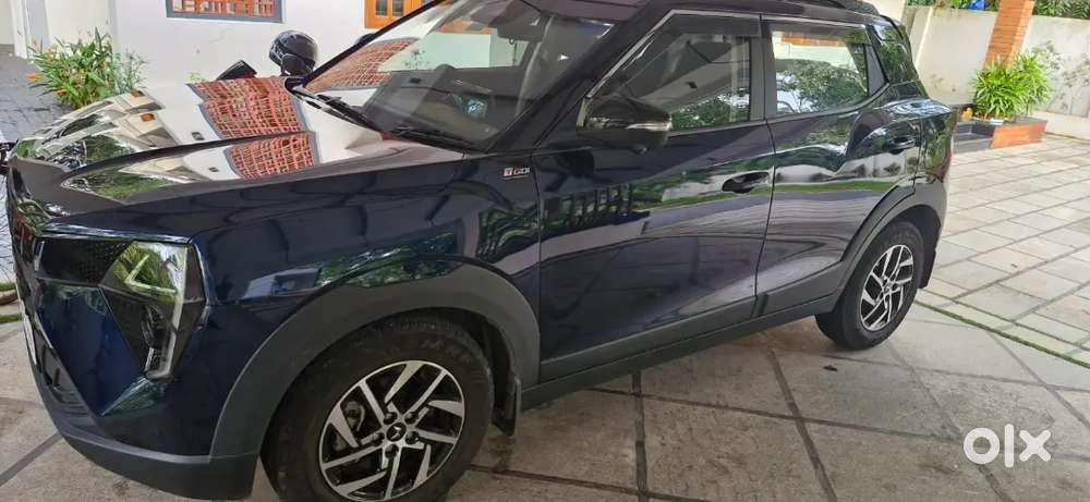 Mahindra Xuv 3xo Ax5l 2024