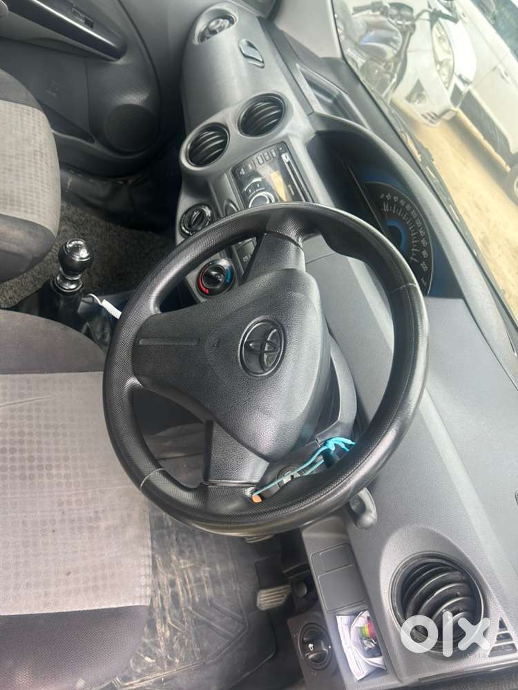 Toyota Etios Liva 2014