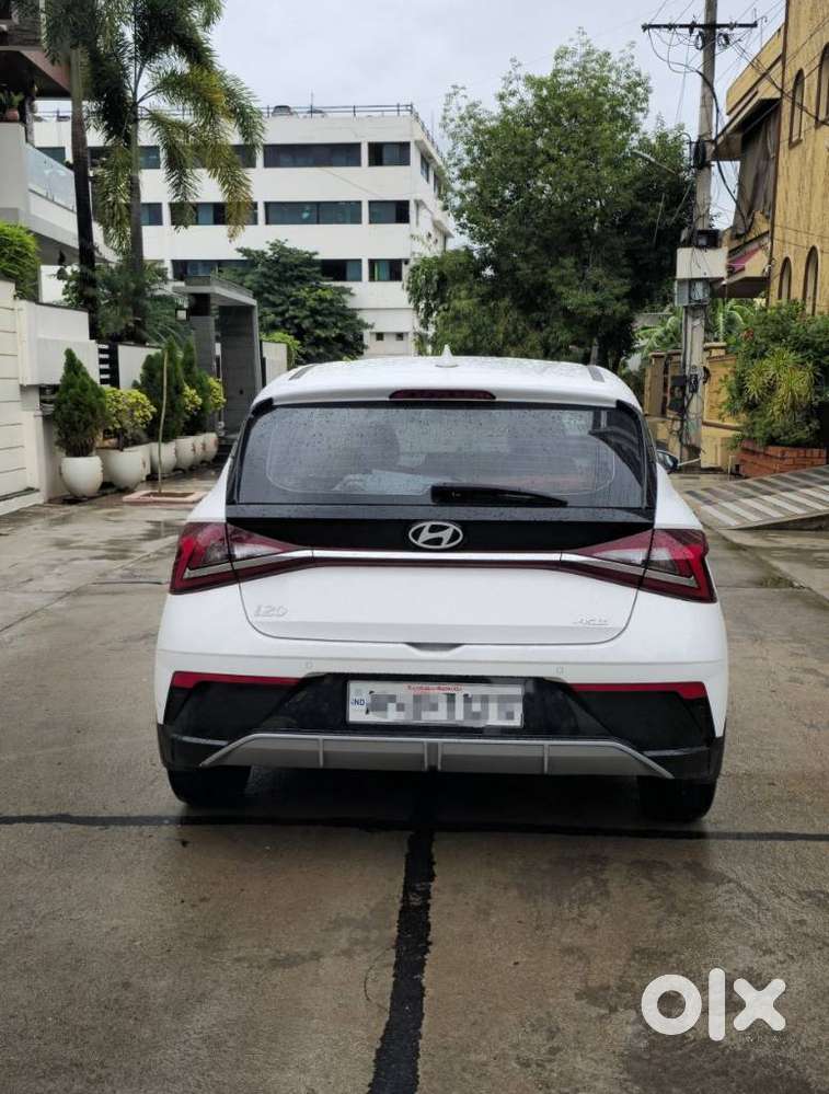 Hyundai New I20 1.2 Asta (o) Ivt, 2025, Petrol