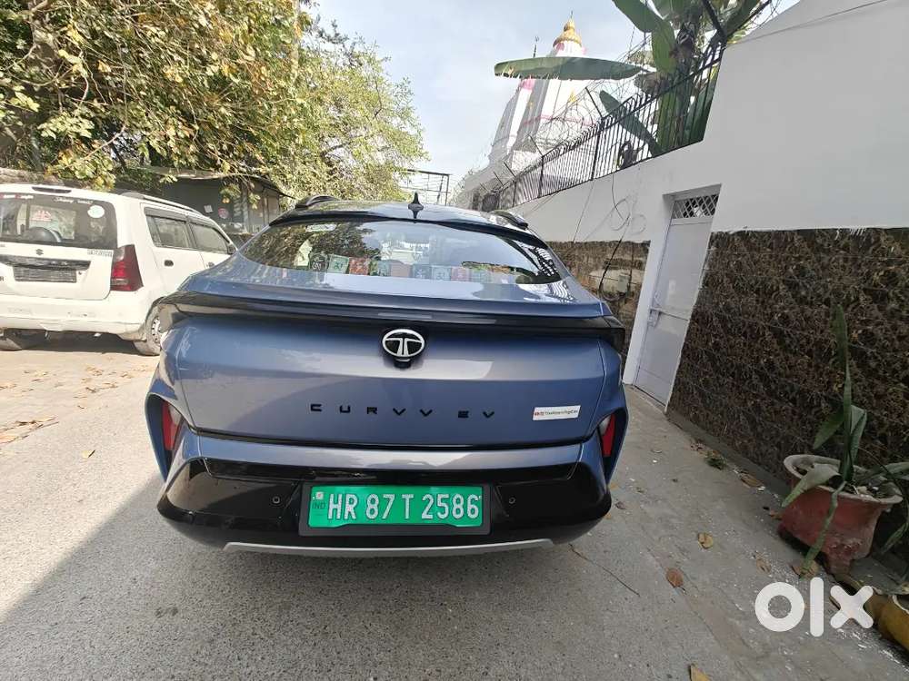 Curvv.ev Accomplished Plus S. Ppf With 4 Years Of Warranty