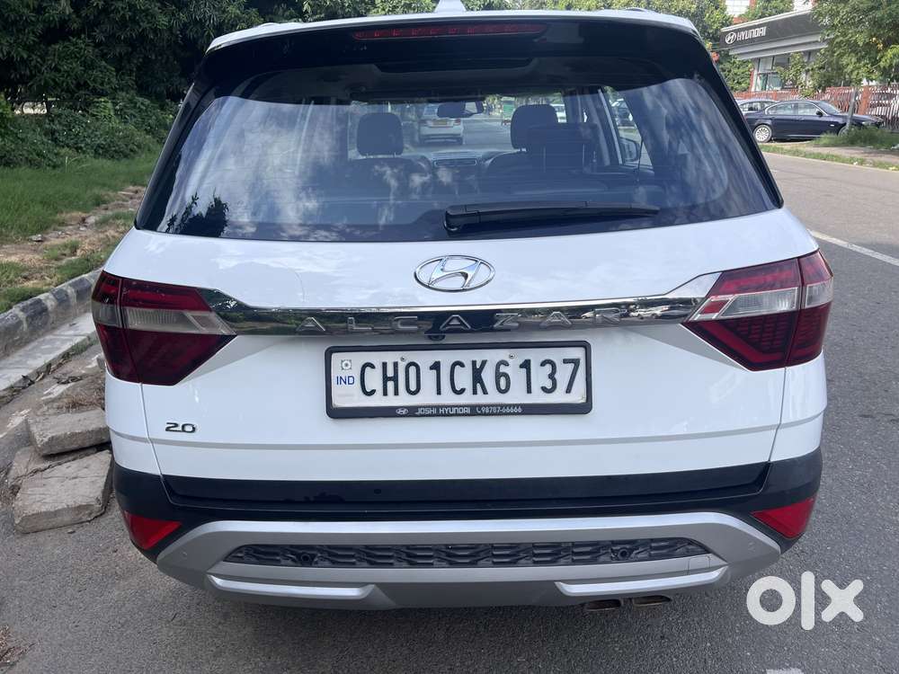 Hyundai Alcazar 2.0 Platinum (o) Petrol At 7 Str, 2022, Petrol