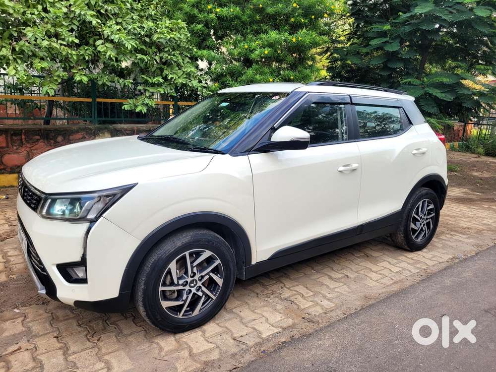 Mahindra Xuv300 W8 Amt Diesel, 2022, Diesel